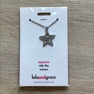 Aquarius pendant and necklace set